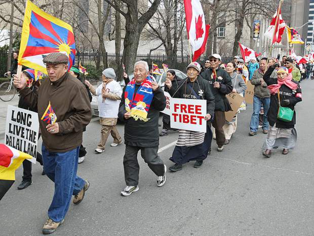 Canadian-Tibetans protest a Toronto performance of film, song and dance dubbed "Canada Tibet Cultural Week"